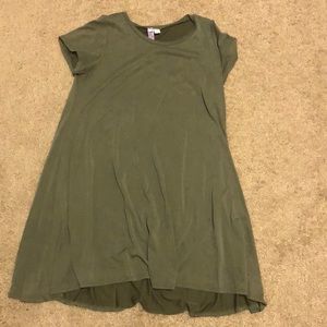Green flowy tshirt dress